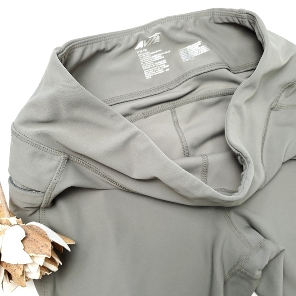 NEW Avia Slate Grey Exercise Capri Legging 8-10 - Picture 6 of 12